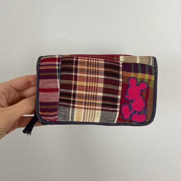 Walt Disney World Mickey Mouse Plaid Wallet - Picture 1 of 5